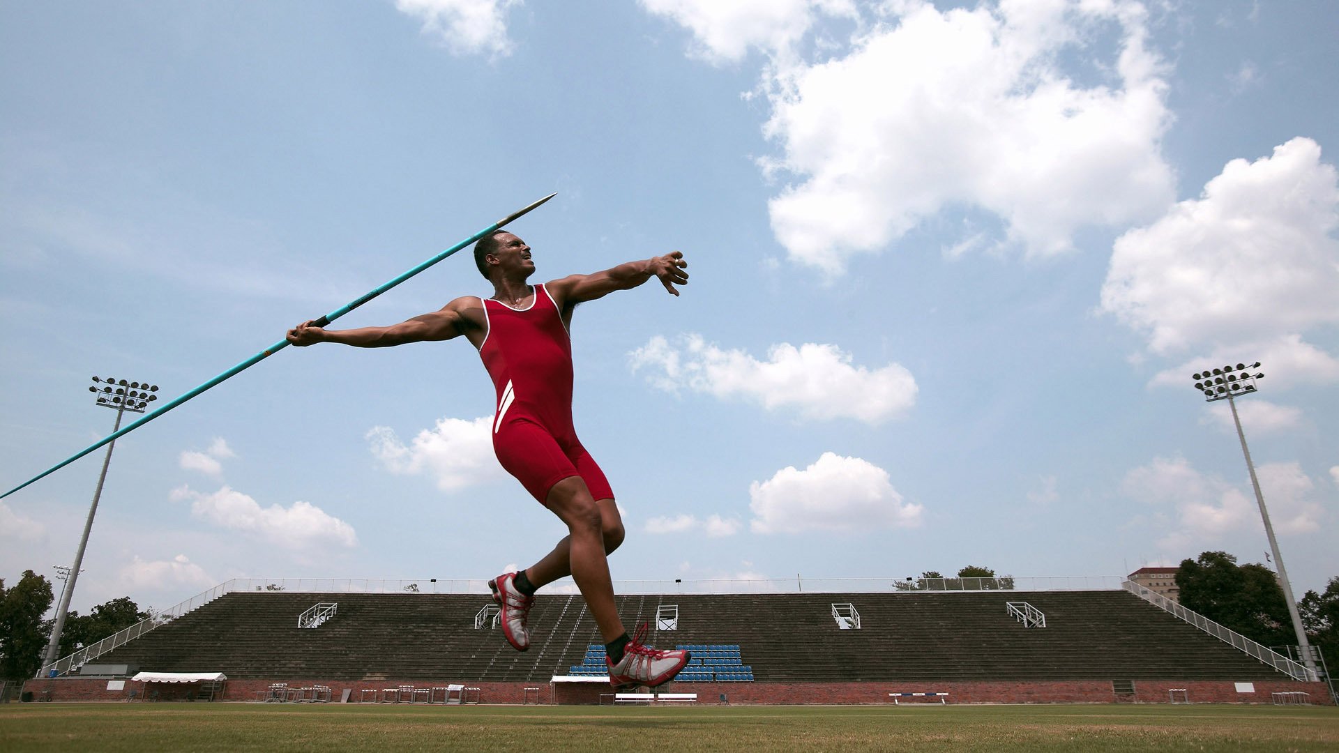 中国羽毛球队在团体赛中表现稳定，中国羽毛球队现状及存在的问题
